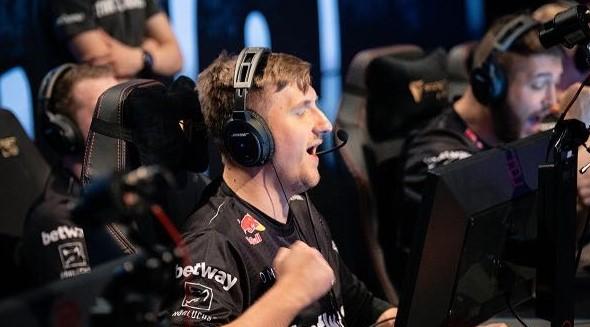 每场至少选 每场至少选