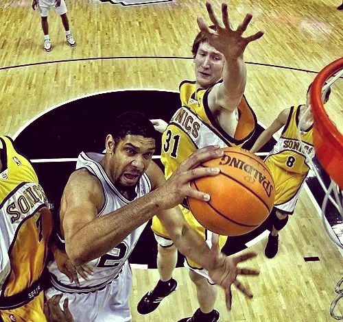 内线球员在 内线球员在