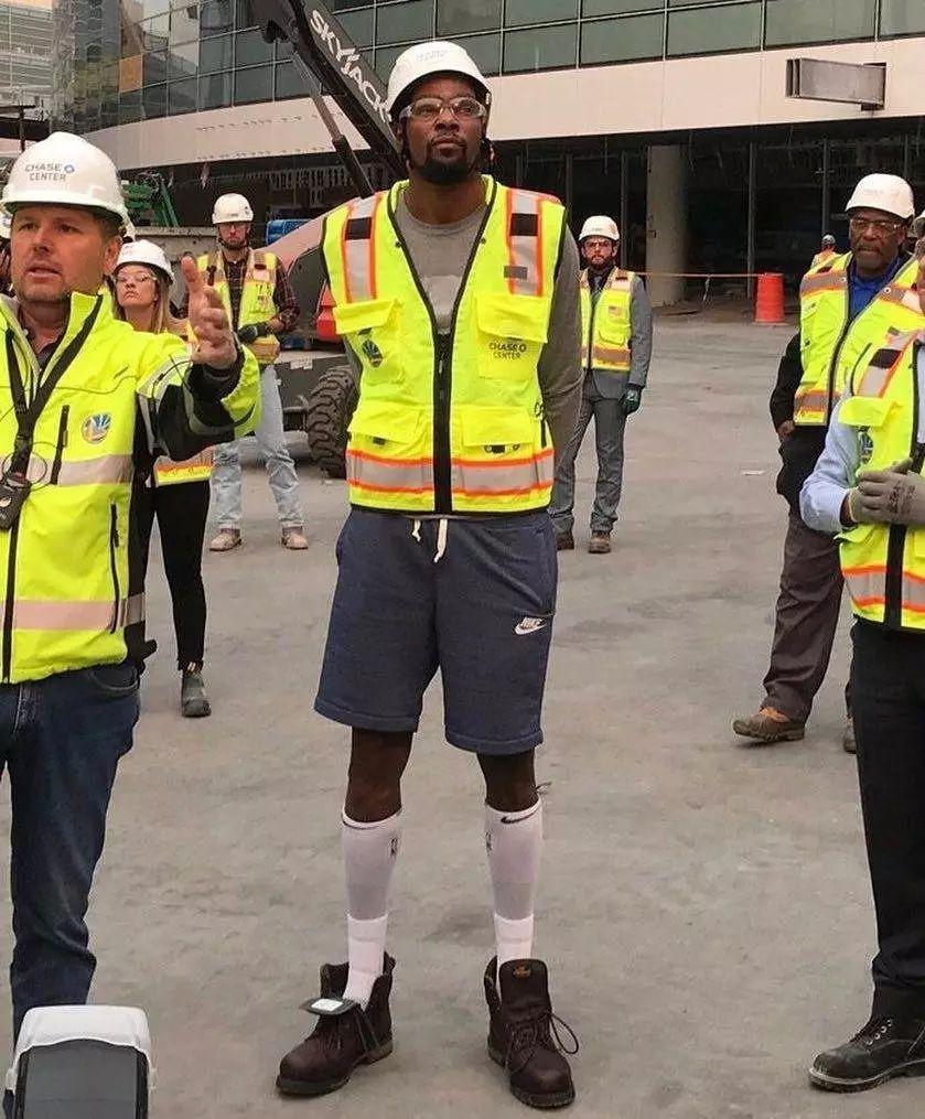 更是整队的 更是整队的